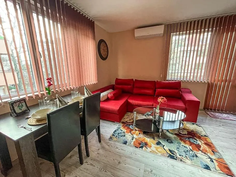 Modern & Bright 1Bd Apartment Near Main Square Filibe